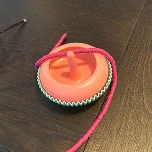 Bead spinner with beads